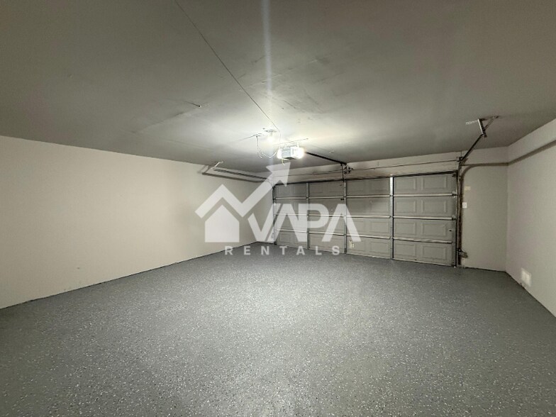 Building Photo - 5618 Wood Walk St