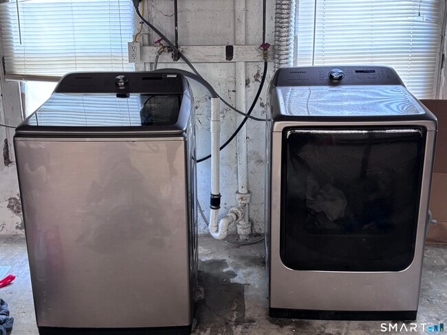 Building Photo - 94 Prospect Ave