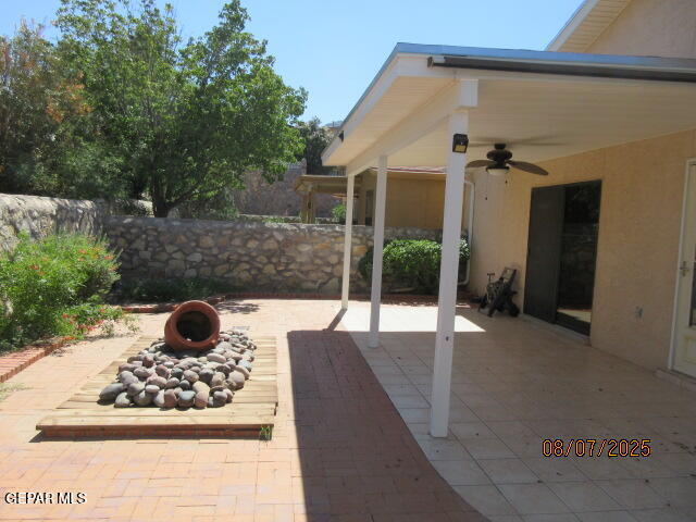 Building Photo - 745 Espada Dr