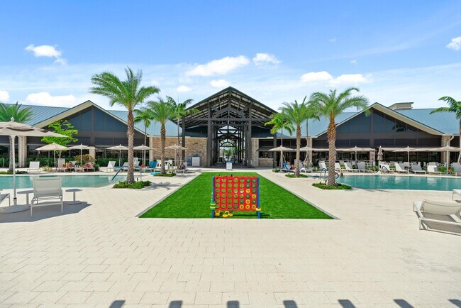 Building Photo - 13692 Cross Pointe Dr