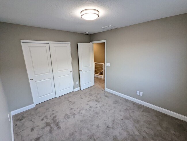Building Photo - 6448 Earl Pike Ct