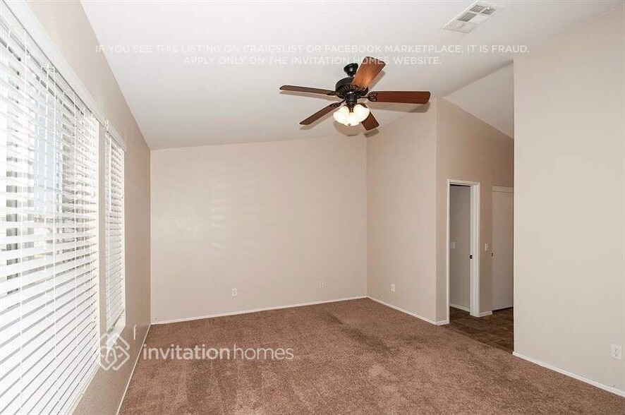 Building Photo - 5438 Ragged Robin Ct