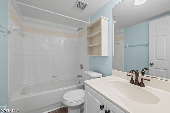 Building Photo - 26658 Little John Ct