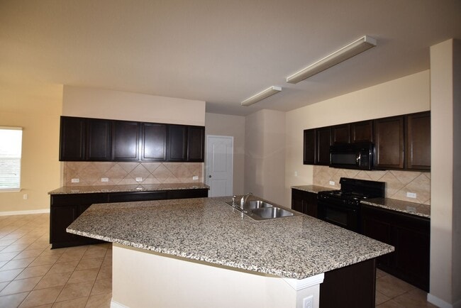 Building Photo - Meadows at Kyle - Beautiful 1 story - A steal at $1900