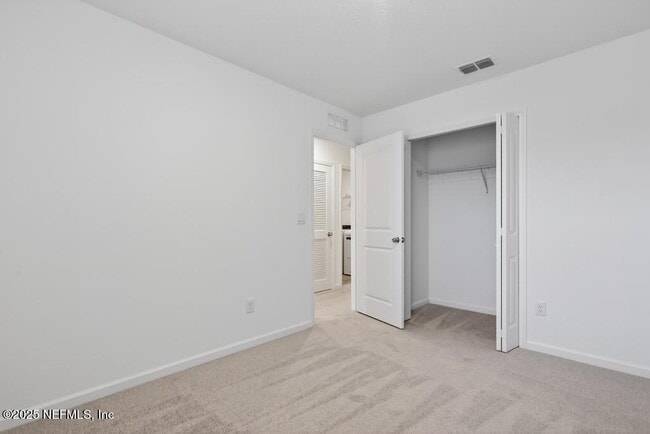 Building Photo - 3989 Mid Century St