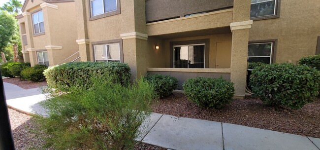 Primary Photo - Silverado Ranch Condo!