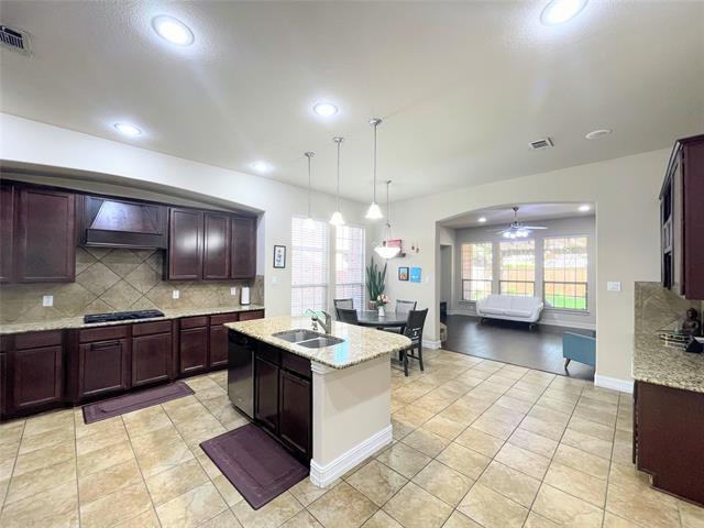 Building Photo - 3103 Townsend Dr