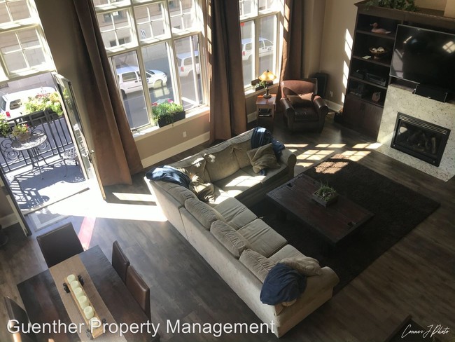 Building Photo - 4 br, 3 bath House - 809 W Main Ave  # 206