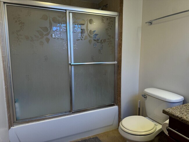 Building Photo - 125 70th St