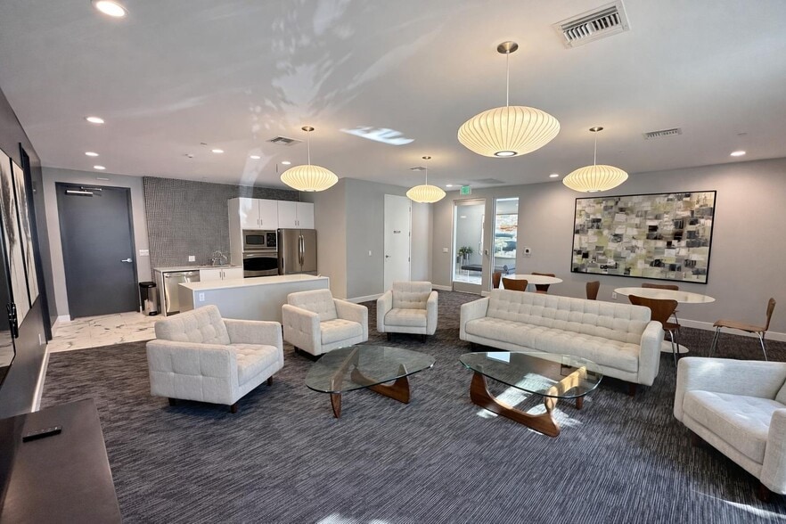 Community Room - 3100 6th Ave