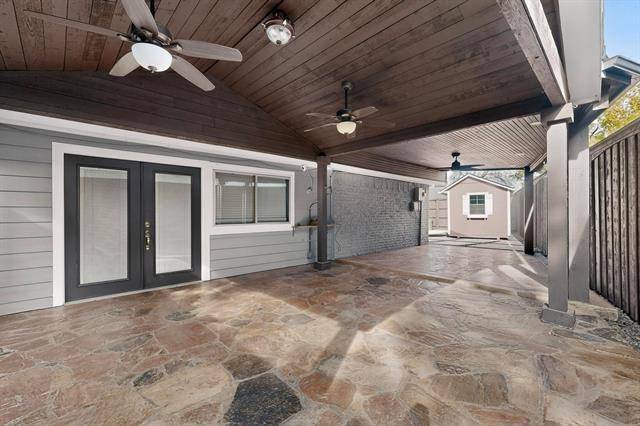 Building Photo - 4006 Mayflower Dr