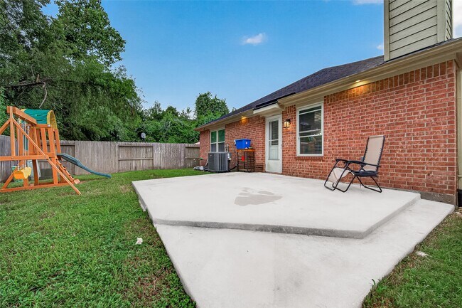 Building Photo - 2806 Bison Bluff