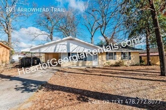 Building Photo - 203 Arrowhead Trl