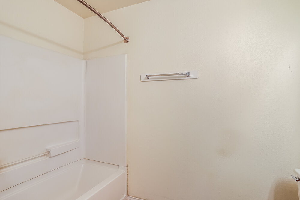 Building Photo - 20830 Banyan Crest Ln