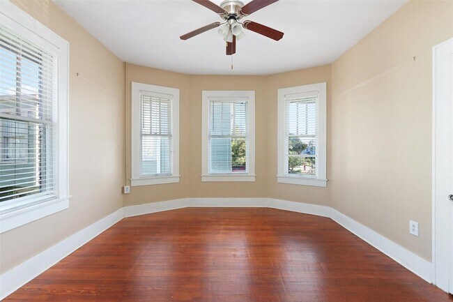 Building Photo - 1712 Market St