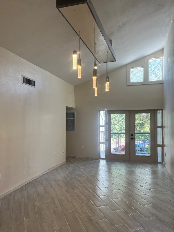 Building Photo - 4 Atrium Dr