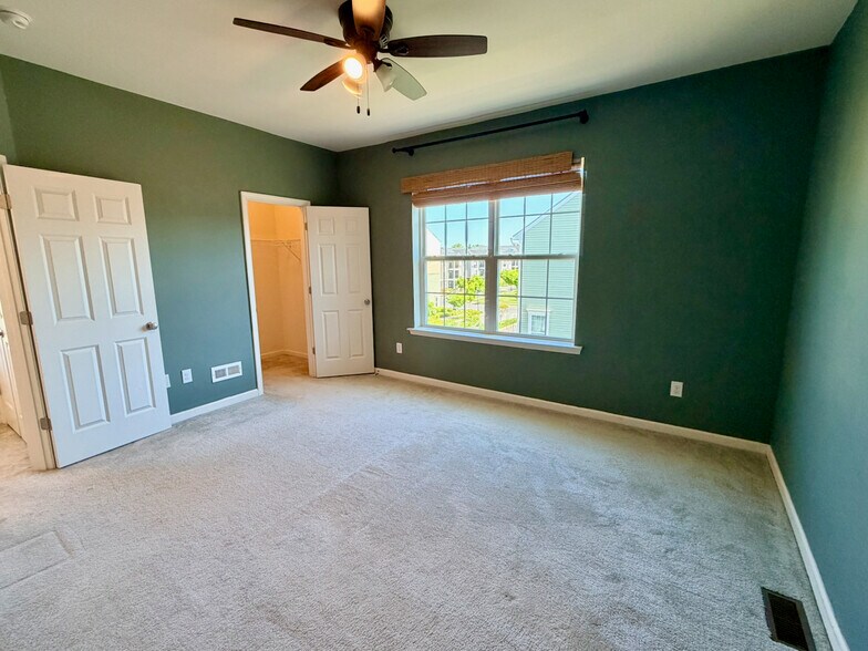 Bedroom 2 - 3744 Green St