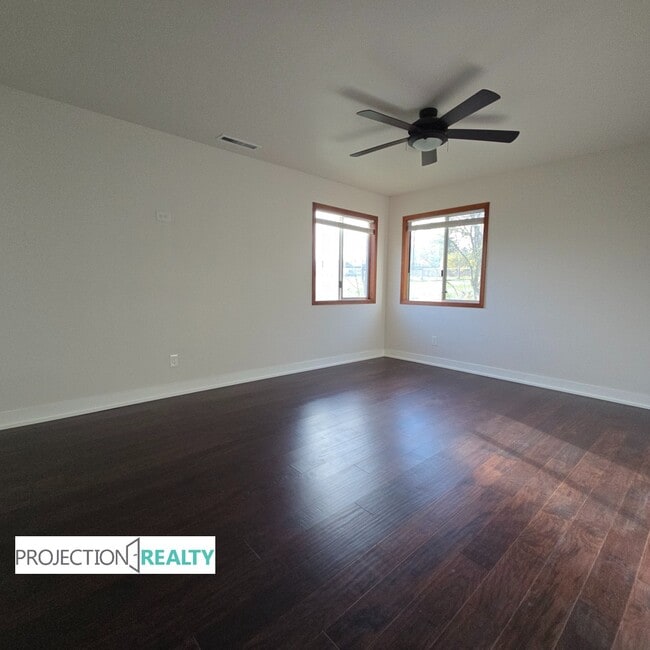 Building Photo - 32535 Coal Creek Rd