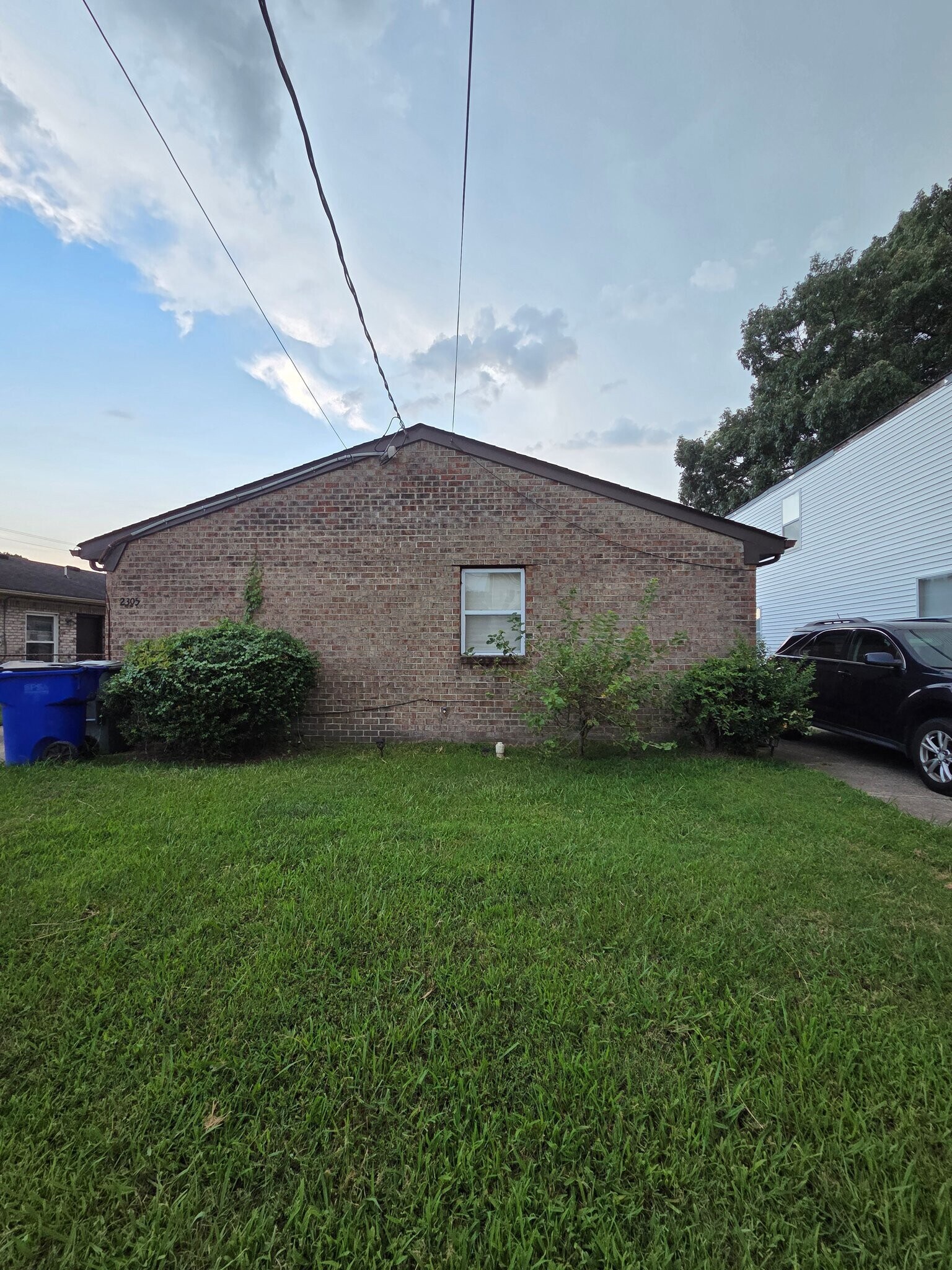 Building Photo - 2305 Palmyra St