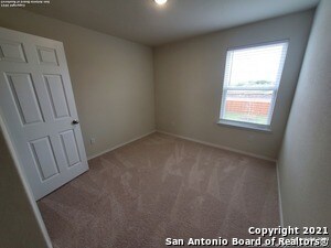 Building Photo - 743 Retama Pass