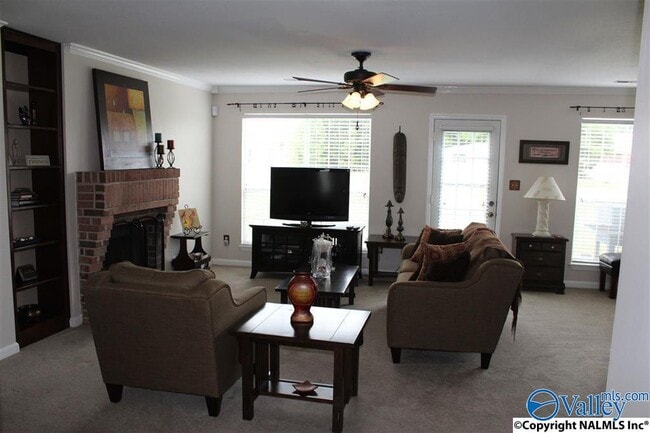 Building Photo - 109 Brenna Ln