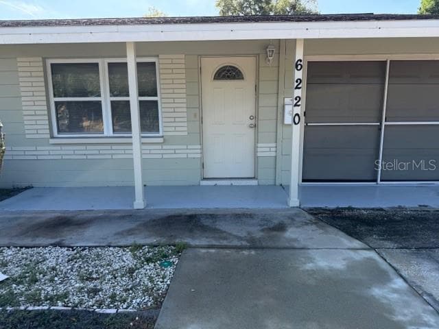 Building Photo - 6220 5th Ave S