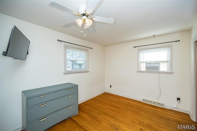 Building Photo - 405 N Moore St