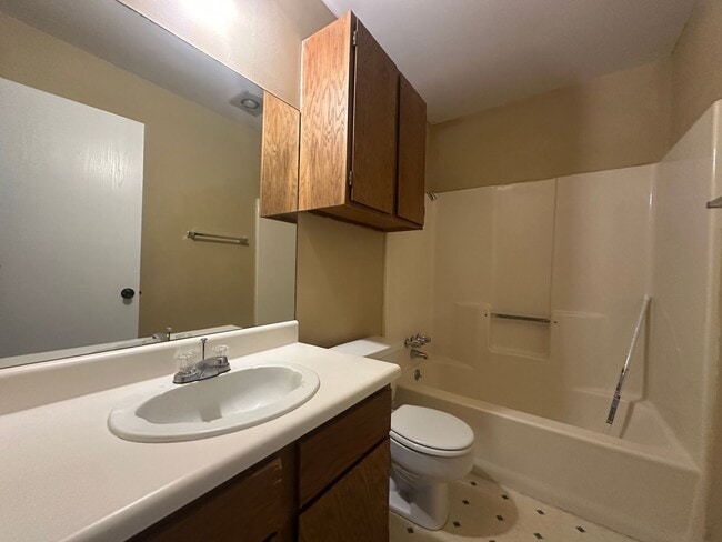 Building Photo - 2 Bed 1.5 Bath in Austin