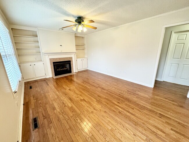 Building Photo - 3 bedroom home in Westminster