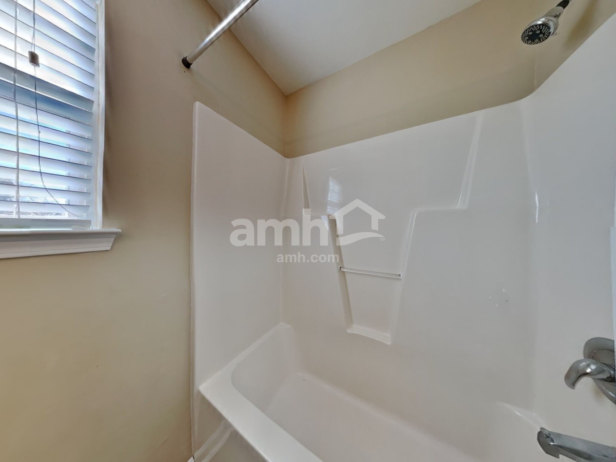 Building Photo - 248 Glenn Allen Rd