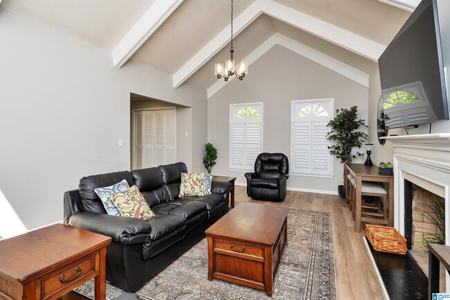Building Photo - 2510 Hawksbury Ln