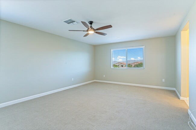 Building Photo - 14241 E Hub Dr