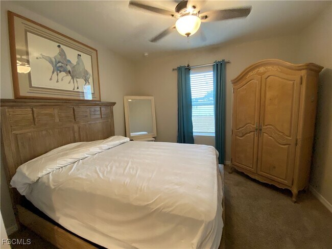 Building Photo - 2507 NW 20th Terrace