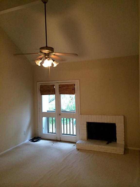 Building Photo - 2100 Tanglewilde St