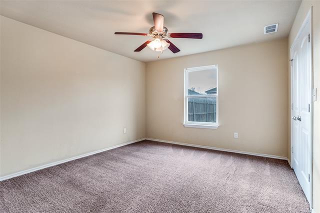 Building Photo - 809 E College St