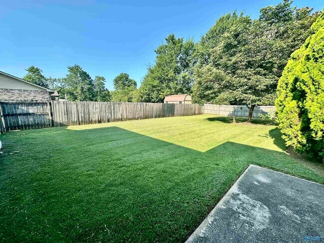 Building Photo - 7520 SW Clubfield Dr