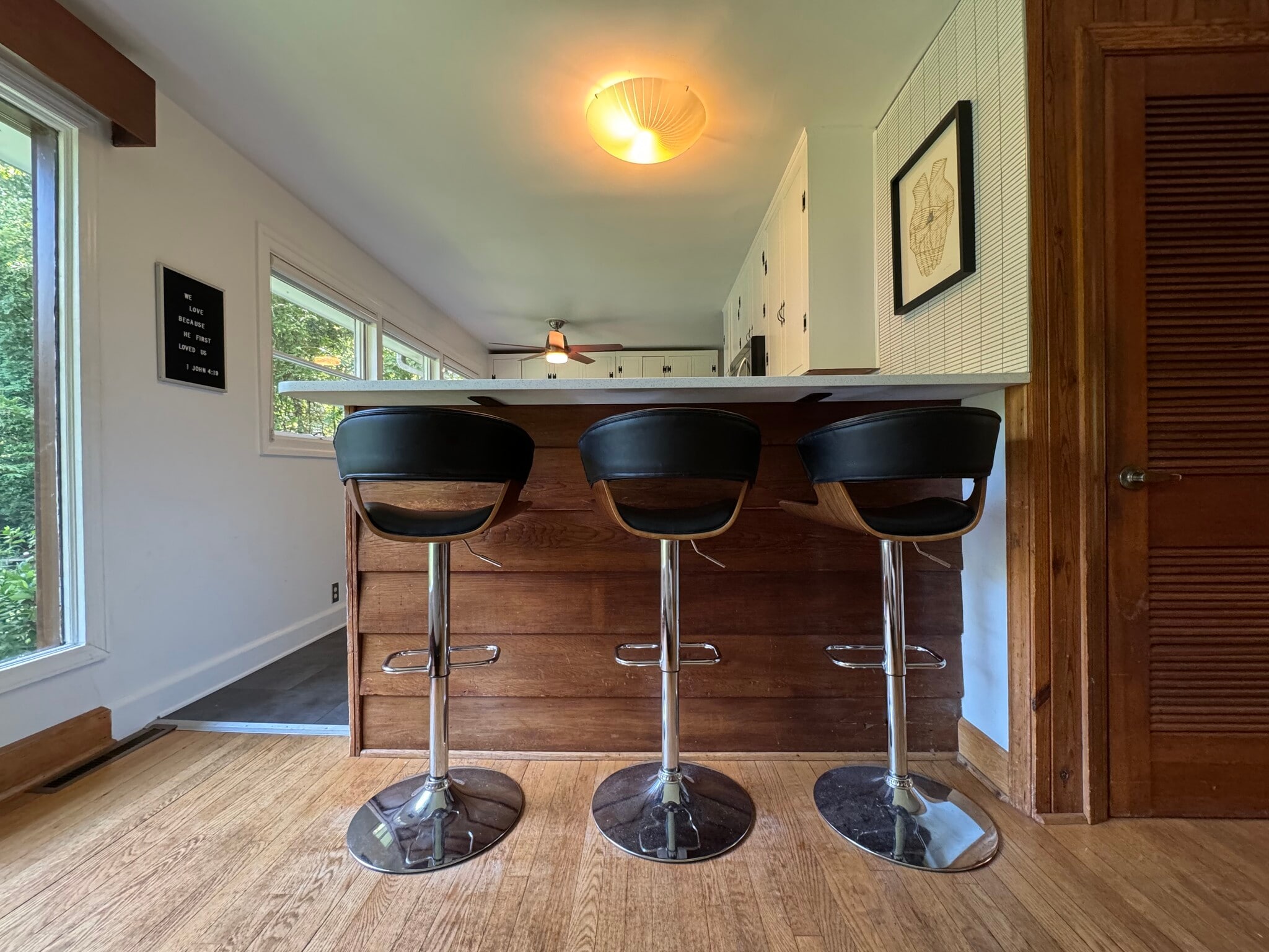 Kitchen Bar - 5313 Penny Rd