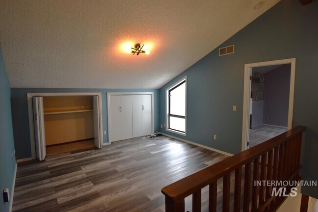 Building Photo - 7344 Modoc St