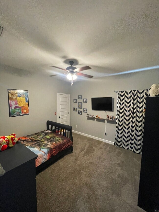 Building Photo - 103 Southern Winds Dr