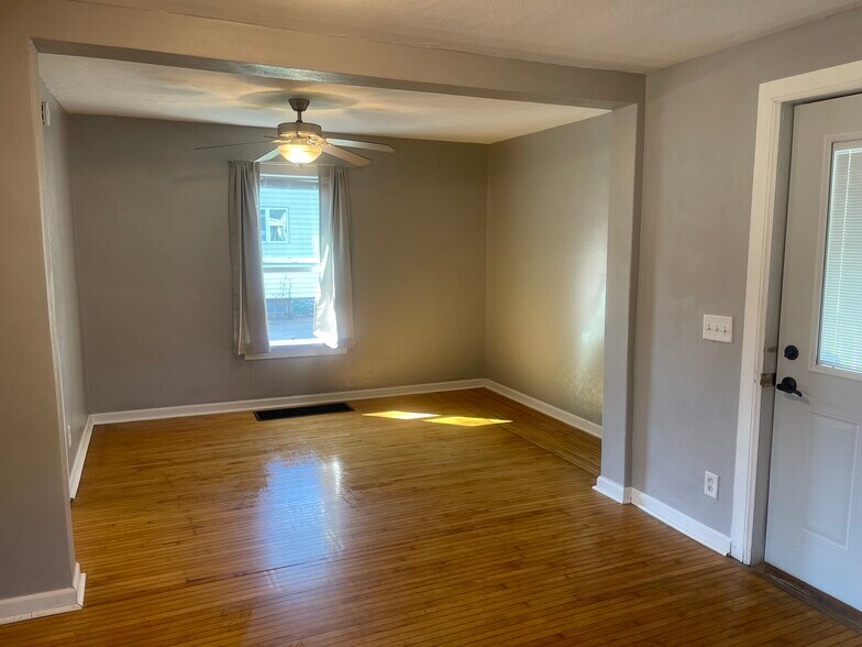 Dining Room - 1408 Purvis Ave