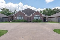 Building Photo - 1421 Western Oaks Ct