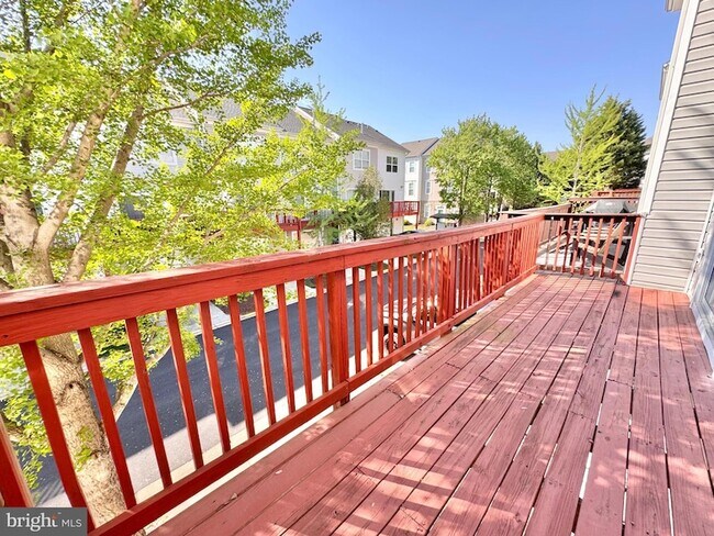 Building Photo - 21842 Jarvis Square