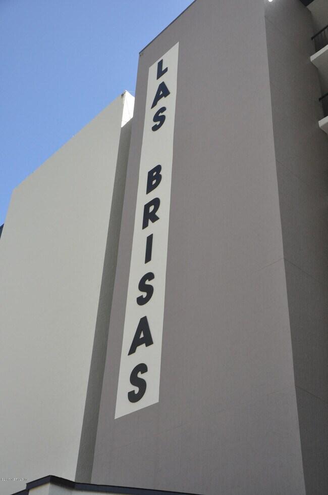 Building Photo - 601 1st St