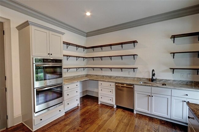 Building Photo - 1178 Chambord Way NE