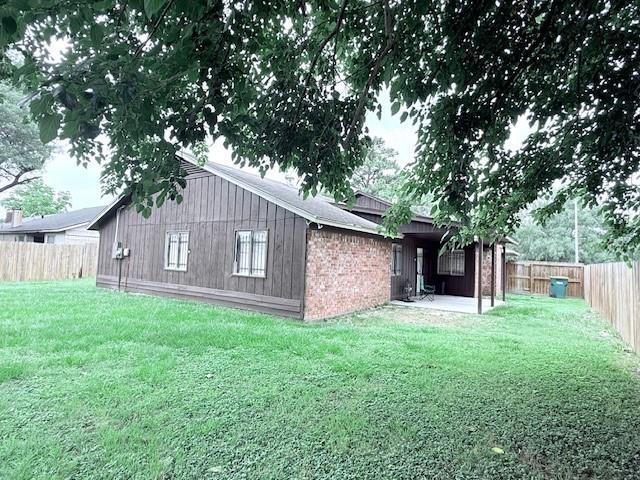 Building Photo - 5711 Longforest Dr