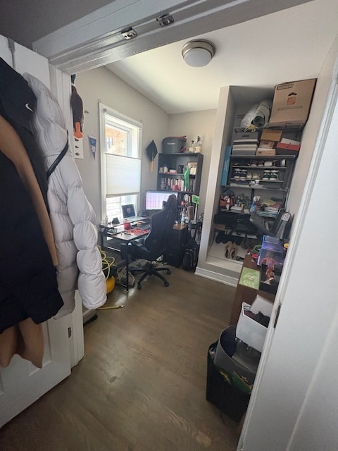 Office - 2336 N Southport Ave