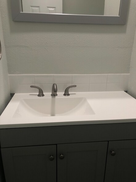 Building Photo - 1445 12th Ave S