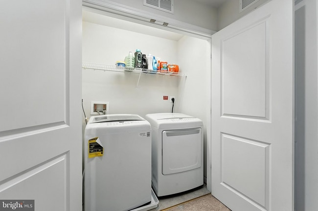 Building Photo - 9053 Connor House Rd