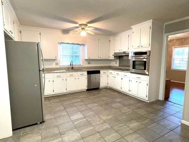 Building Photo - Five Points - 4br Home FOR RENT