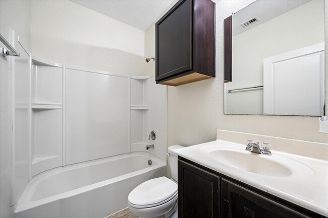 Building Photo - 5810 Banyan Oak Ct